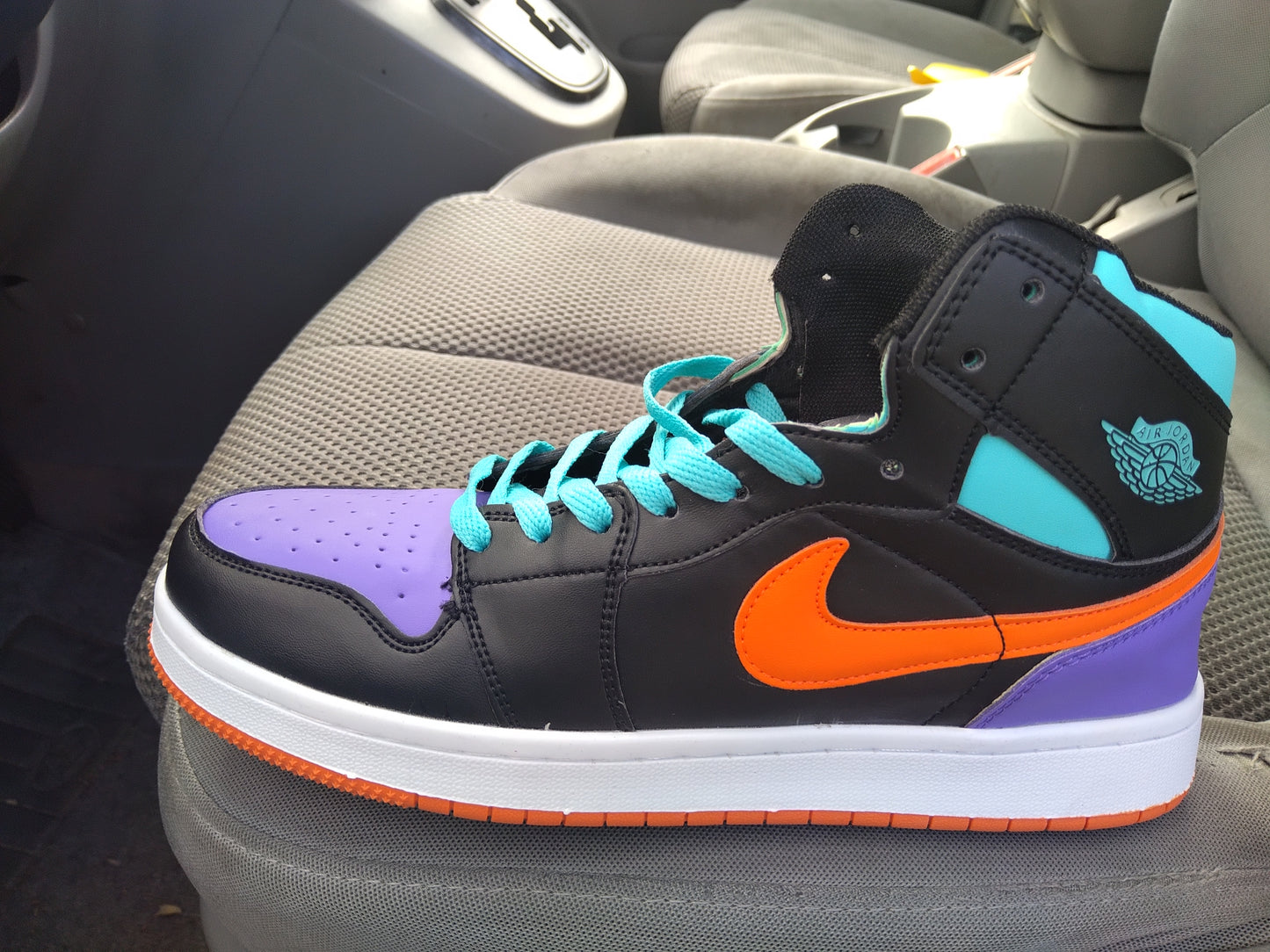 Nike Air Jordan 1 OG Men's and Women's Casual Sneakers Shoes Top Purple, green and black Price$60.00