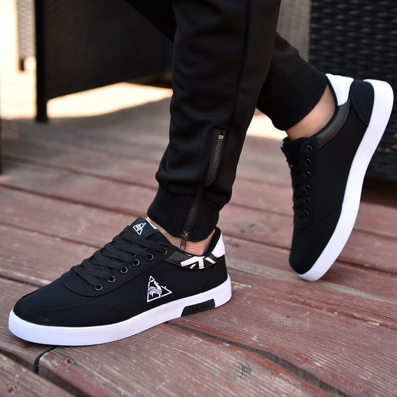 2023 Autumn Flat Canvas for Men Men's Sneakers Fashion Platform Vulcanized Shoe Outdoor Lightweight Sport Shoes New Casual Shoes