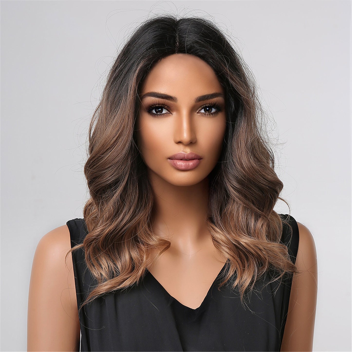 Medium Long Synthetic Ombre Black Brown Wig Middle Part Water Wave Wigs for Black Women Heat Resistant Cosplay Daily Wig