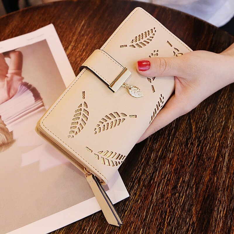 Fashion PU Leather Wallet Purse Women Long Wallet Gold Hollow Leaves Pouch Handbag For Women Coin Purse Card Holders Clutch